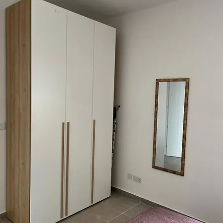 Lovely3bedroom With Garage By Homely *