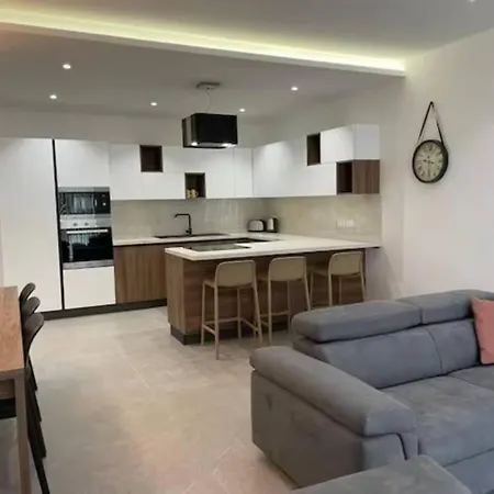 Lovely3bedroom With Garage By Homely