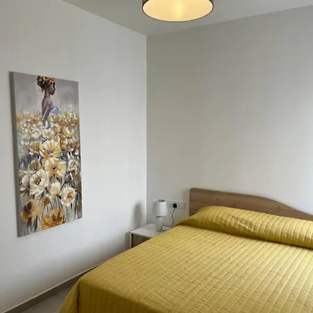 Lovely3bedroom With Garage By Homely 아파트 슬리에마